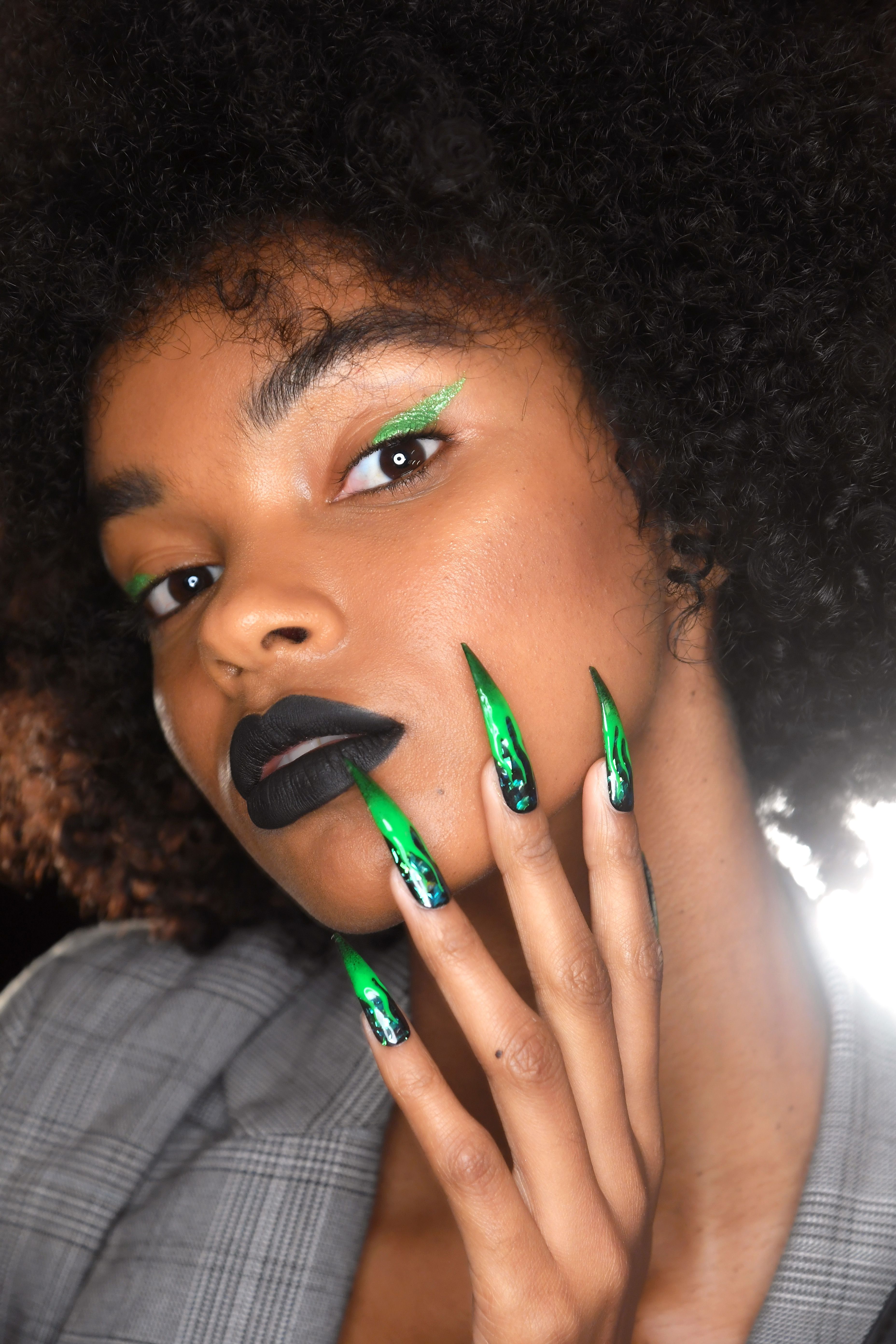 Dip Powder Nails: Experts Explain Benefits and What to Know